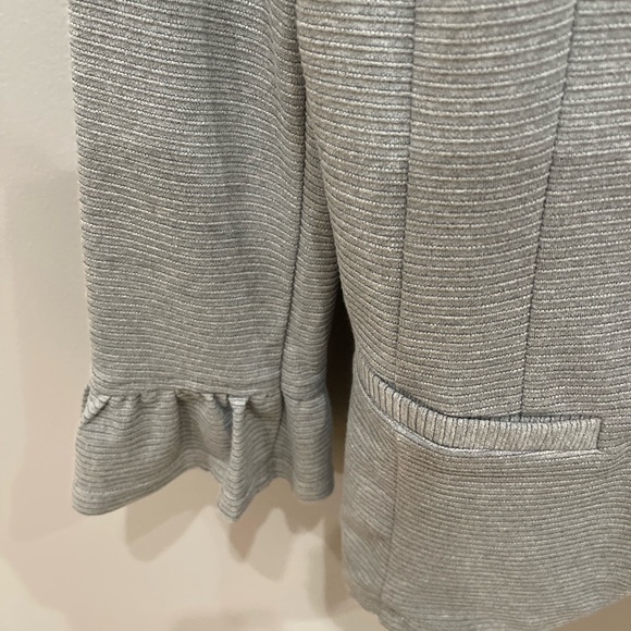 Doe & Rae Light Gray Ruffle Sleeve Blazer - Picture 7 of 7